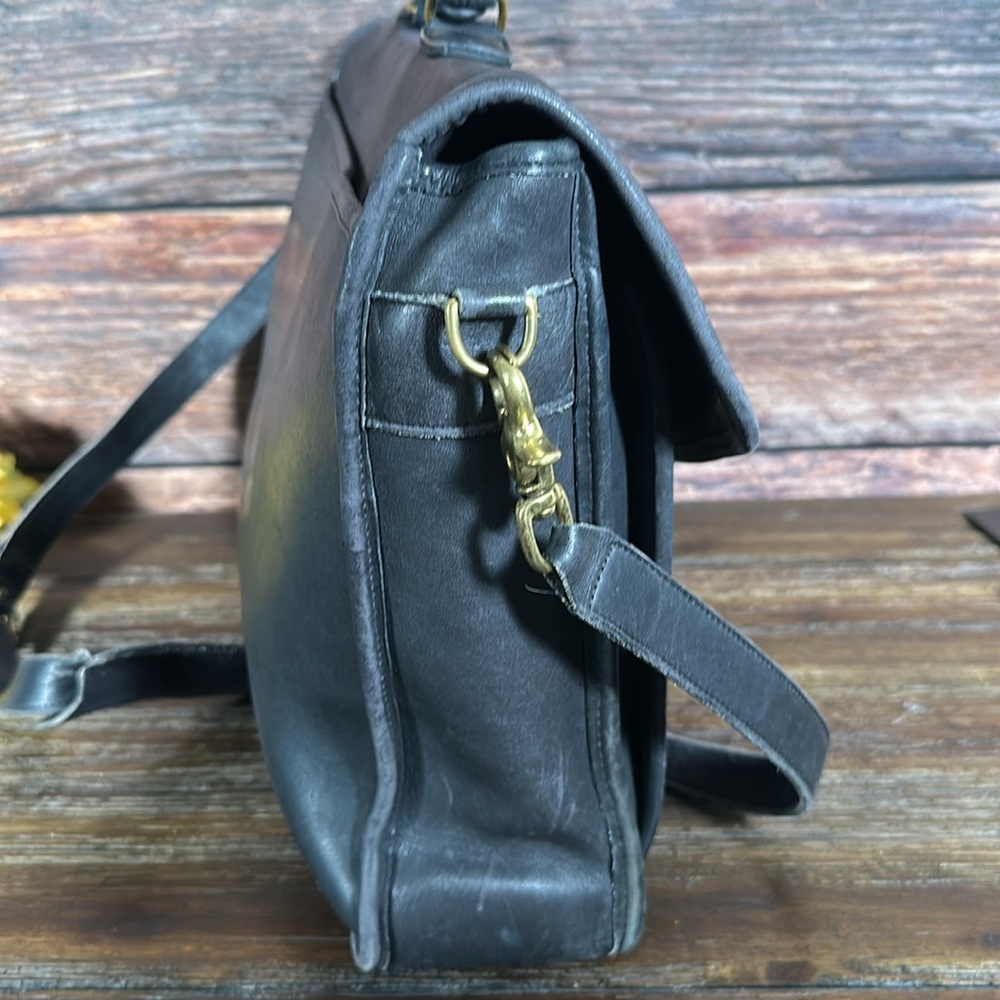 Coach Vintage Black Briefcase! - Picture 5 of 9
